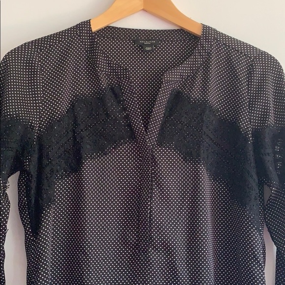 🌟 Ann Taylor Polka Dot Blouse Lace Deta… - Picture 3 of 6